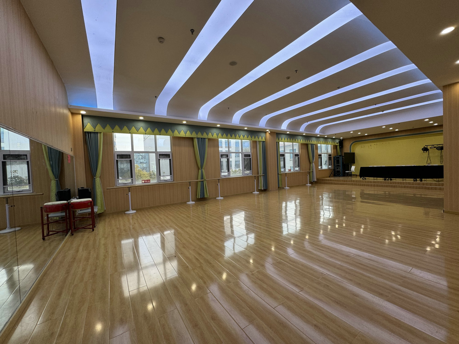 舞蹈教室